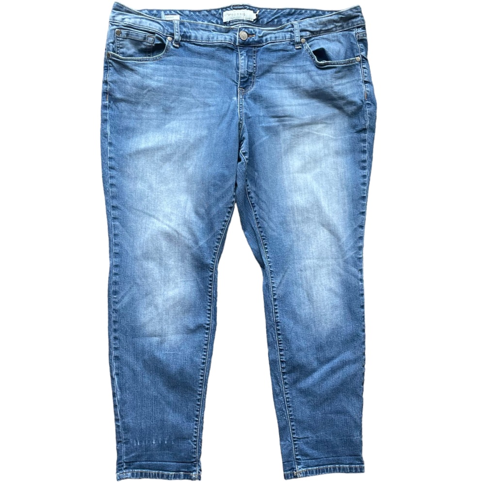Torrid women’s boyfriend stretch blue jeans like new! Size 20R